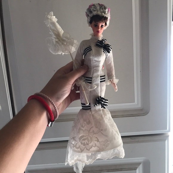 Barbie - Picture 1 of 2